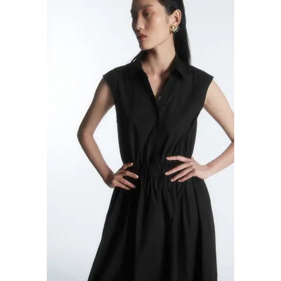 COS Dresses & Skirts - EUC! 🖤 COS Sleeveless Midi Shirt Dress, Black, Size 12